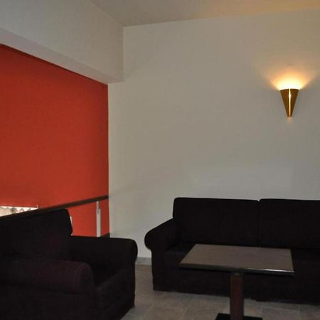 Okeania Seafront Rooms In Камена-Вурла Экстерьер фото
