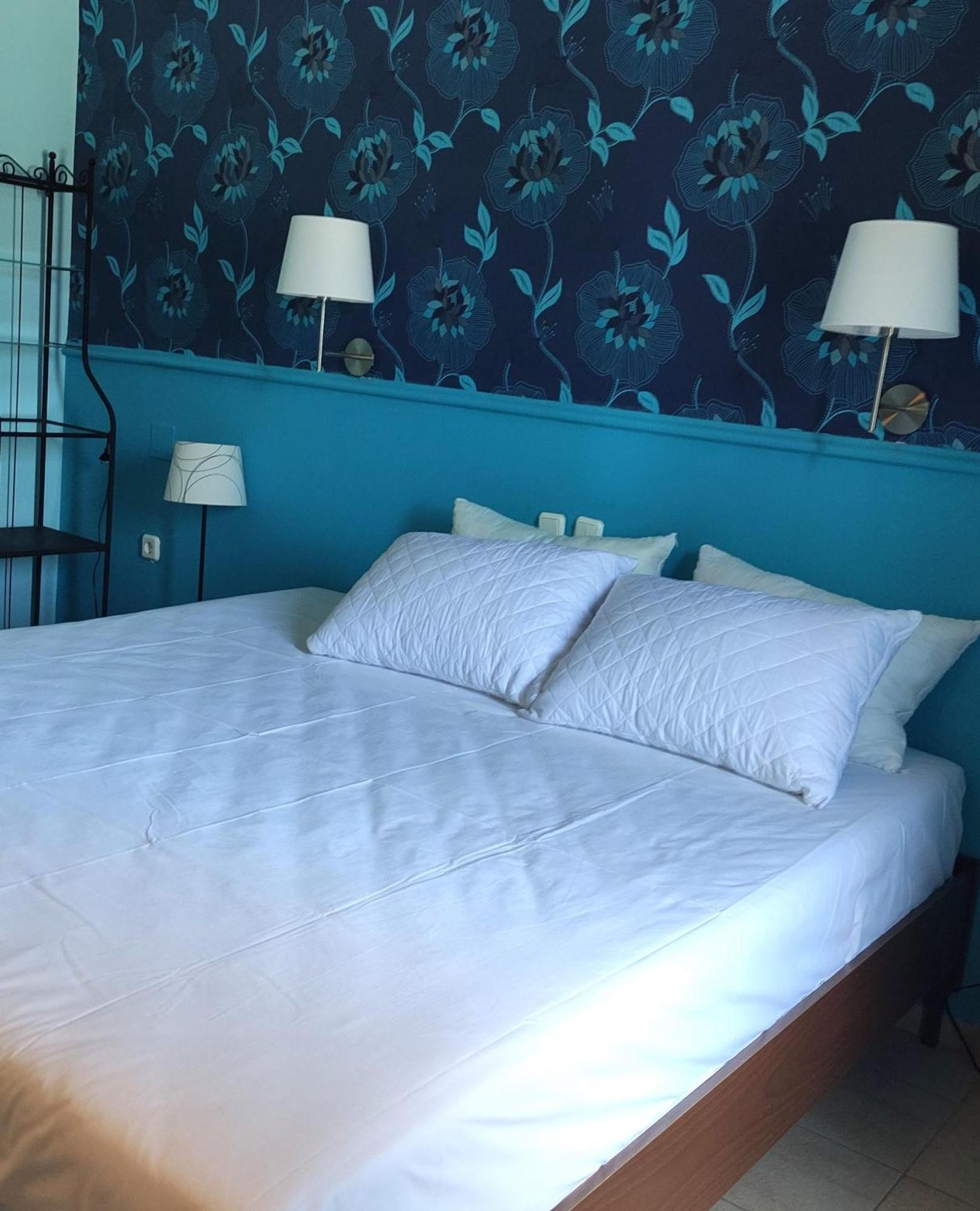 Okeania Seafront Rooms In Камена-Вурла Экстерьер фото